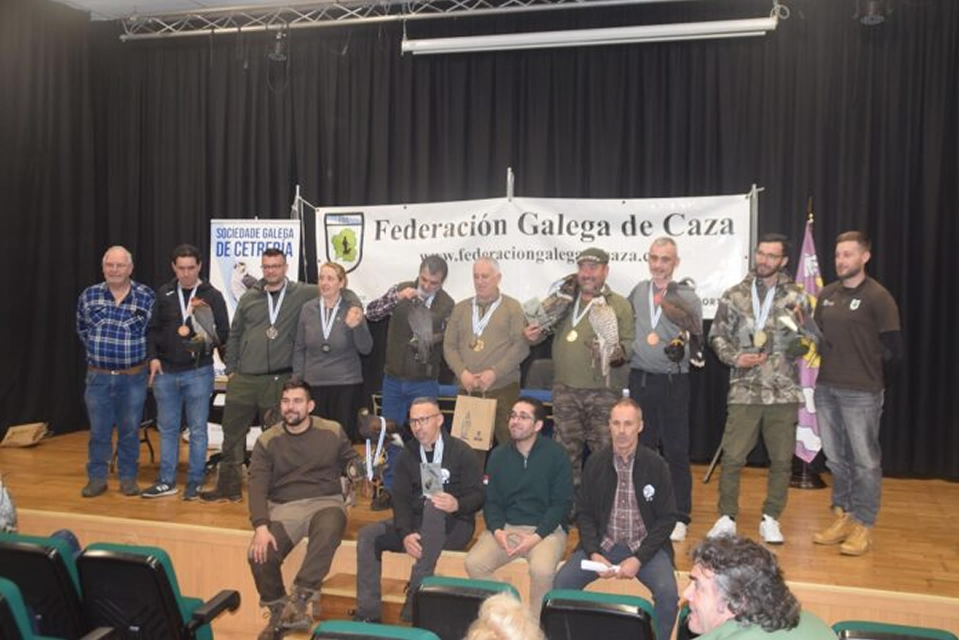 Foto noticia Santa Comba acogió el campeonato provincial de cetrería