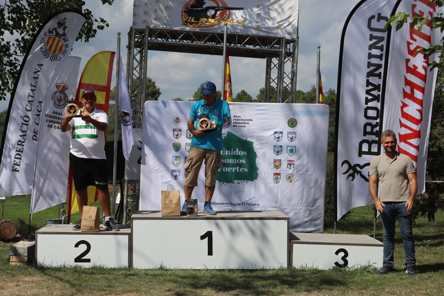 Foto noticia NOVO CAMPIÓN DE ESPAÑA NO SOCIETARIO DE CAZADORES TERRA CHÁ